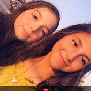 Meet your Posher, Valeria